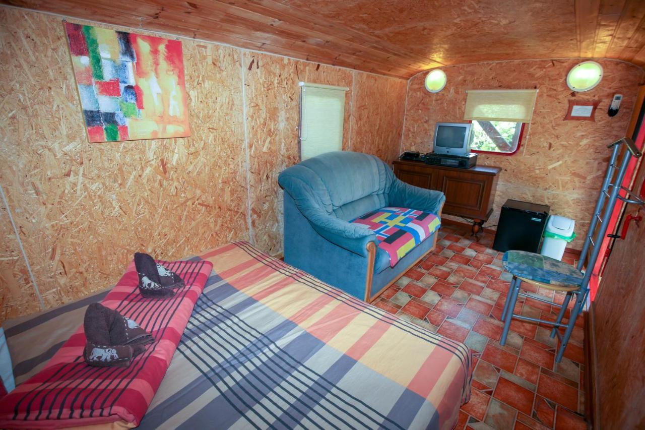 Karavan Štúrovo Bagian luar foto